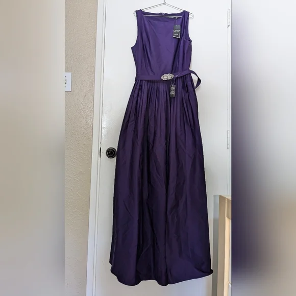 Ralph Lauren Gown Elegant Purple Gown with Embellished Waist - Picture 4 of 6